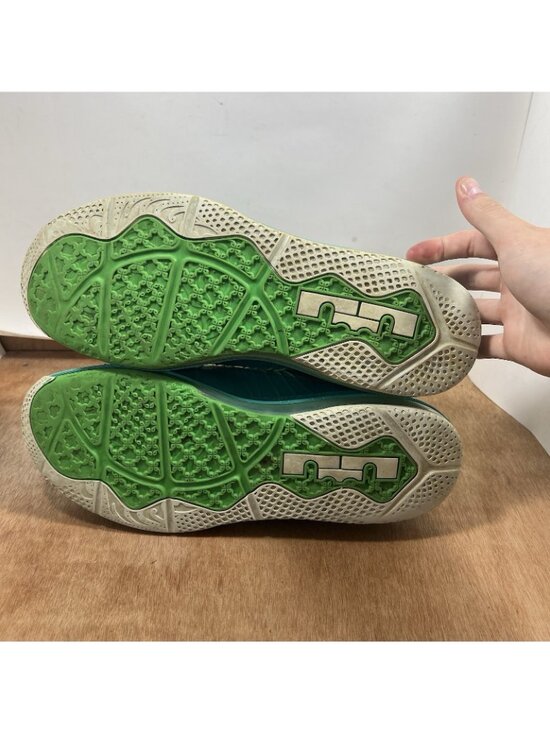 Nike Lebron 10 Low Men Size 11.5 579765-300 Easter Green Basketball Shoes main image 4